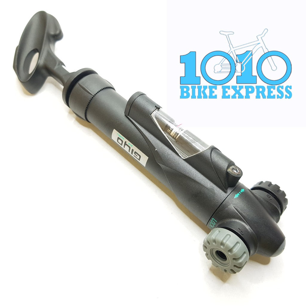 Giyo Gp74 Hand Pump Dual Valve With Gauge